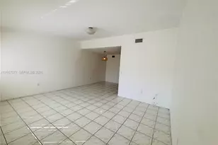 6992 NW 166 Terrace, Miami Lakes, FL 33014 - Photo 3