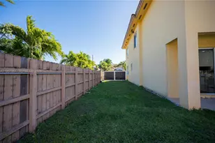 1046 NE 17th Terrace, Homestead, FL 33033 - Photo 13