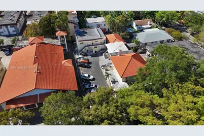 1362 SW 2nd St, Miami, FL 33135 - Photo 23
