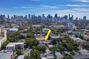 1362 SW 2nd St, Miami, FL 33135 - Photo 3