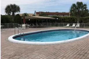 8590 Sunrise Lakes Blvd, Sunrise, FL 33322 - Photo 9