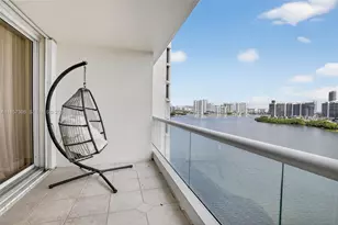 7000 Island Blvd, Aventura, FL 33160 - Photo 25