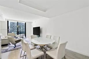 55 SW 9th St, Miami, FL 33130 - Photo 5