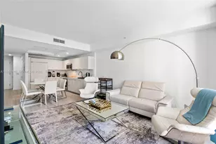 55 SW 9th St, Miami, FL 33130 - Photo 13