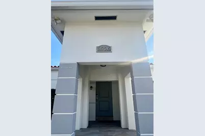 2726 SW 19th Ter #2726, Miami, FL 33145 - Photo 3