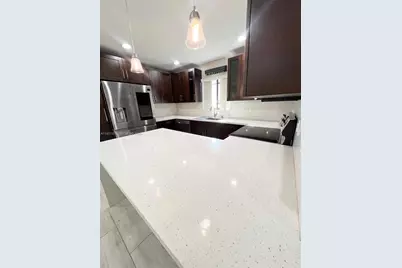 2726 SW 19th Ter #2726, Miami, FL 33145 - Photo 9