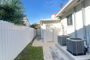 2726 SW 19th Ter, Miami, FL 33145 - Photo 49