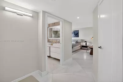 1000 W Island Blvd #1009, Aventura, FL 33160 - Photo 17