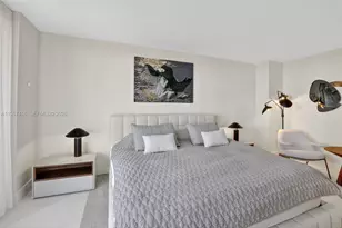 1000 W Island Blvd, Aventura, FL 33160 - Photo 21