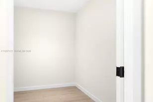 2501 SW 27th St, Miami, FL 33133 - Photo 17