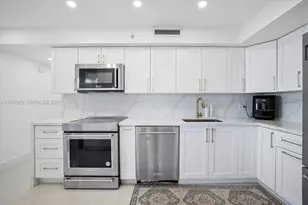 20515 E Country Club Dr, Aventura, FL 33180 - Photo 15