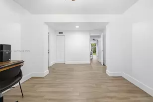 941 E 16th Pl, Hialeah, FL 33010 - Photo 17