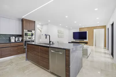 9467 NW 54th Doral Cir Ln, Doral, FL 33178 - Photo 11