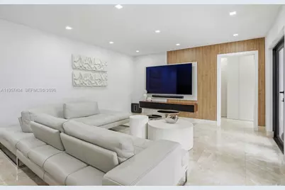 9467 NW 54th Doral Cir Ln, Doral, FL 33178 - Photo 17