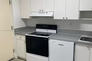 7440 Miami Lakes Dr, Miami Lakes, FL 33014 - Photo 7