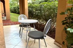 19555 E Country Club Dr, Aventura, FL 33180 - Photo 11