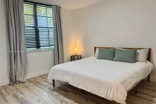 19555 E Country Club Dr, Aventura, FL 33180 - Photo 9