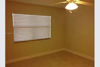 10734 SW 117th Pl, Miami, FL 33186 - Photo 5