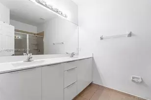 10301 W 32nd Ln, Hialeah, FL 33018 - Photo 15