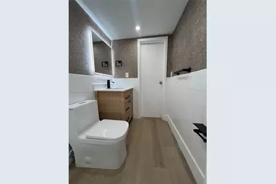 17021 N Bay Rd #124, Sunny Isles Beach, FL 33160 - Photo 9