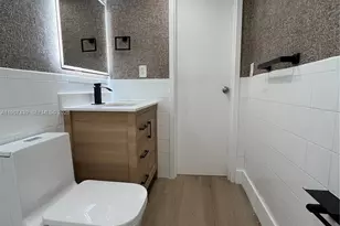 17021 N Bay Rd, Sunny Isles Beach, FL 33160 - Photo 9