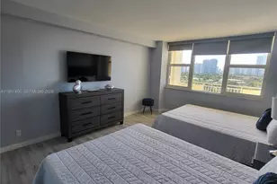 3180 S Ocean Dr, Hallandale Beach, FL 33009 - Photo 15