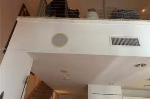 1050 Brickell Ave, Miami, FL 33131 - Photo 17