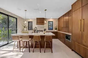 2330 Overbrook St, Coconut Grove, FL 33133 - Photo 25