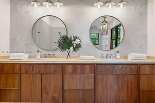 2330 Overbrook St, Coconut Grove, FL 33133 - Photo 61