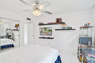 1400 St Charles Pl, Pembroke Pines, FL 33026 - Photo 29