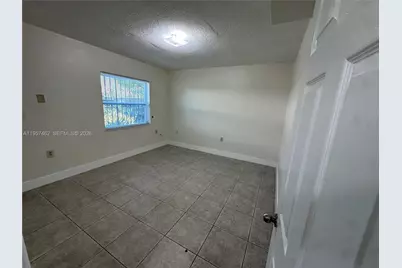 16150 NE 19th Ct #4, North Miami Beach, FL 33162 - Photo 3