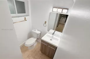 1345 Lincoln Rd, Miami Beach, FL 33139 - Photo 3