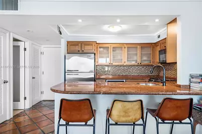 5 Island Ave #15G, Miami Beach, FL 33139 - Photo 9