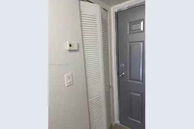 10000 NW 80th Ct #2261, Hialeah Gardens, FL 33016 - Photo 11