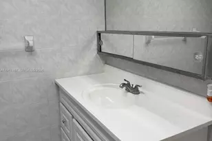 10000 NW 80th Ct, Hialeah Gardens, FL 33016 - Photo 3