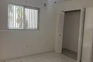 10000 NW 80th Ct, Hialeah Gardens, FL 33016 - Photo 7