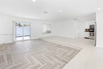 1110 S 14th Ave, Hollywood, FL 33020 - Photo 11