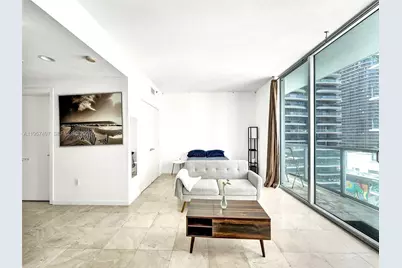 1050 Brickell Ave #2722, Miami, FL 33131 - Photo 15