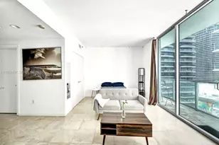 1050 Brickell Ave, Miami, FL 33131 - Photo 15