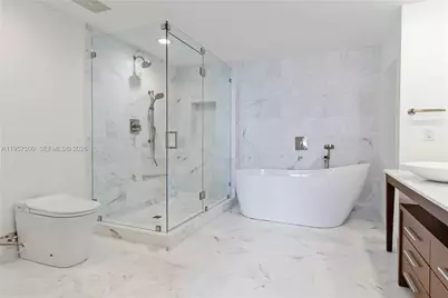 495 Brickell Ave #2303, Miami, FL 33131 - Photo 7