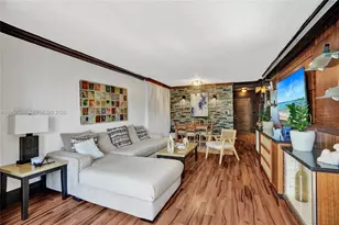 1000 NE 12th Ave, Hallandale Beach, FL 33009 - Photo 13