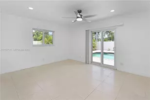 1110 S 14th Ave, Hollywood, FL 33020 - Photo 13