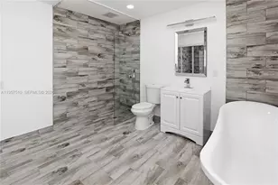 1110 S 14th Ave, Hollywood, FL 33020 - Photo 15