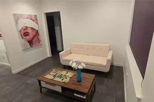 875 NE 130th St, North Miami, FL 33161 - Photo 17