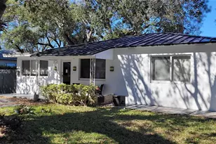 875 NE 130th St, North Miami, FL 33161 - Photo 7