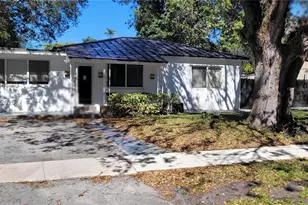 875 NE 130th St, North Miami, FL 33161 - Photo 9