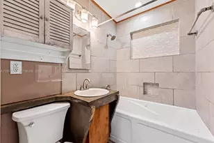 6073 NW 27th St, Margate, FL 33063 - Photo 11