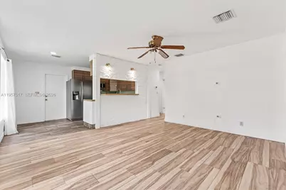 6073 NW 27th St, Margate, FL 33063 - Photo 13