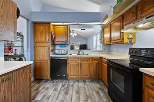 2104 Winslow Dr, Orlando, FL 32812 - Photo 5