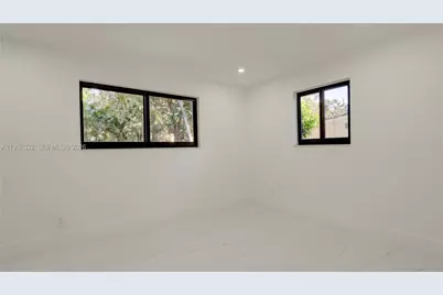 315 NE 160th Ter, Miami, FL 33162 - Photo 27